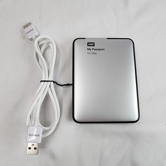 Western Digital Other - WD My Passport for Mac 1TB USB 3.0 Portable External HDD Silver TESTED.